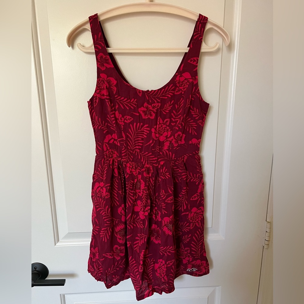Hollister red floral print dress